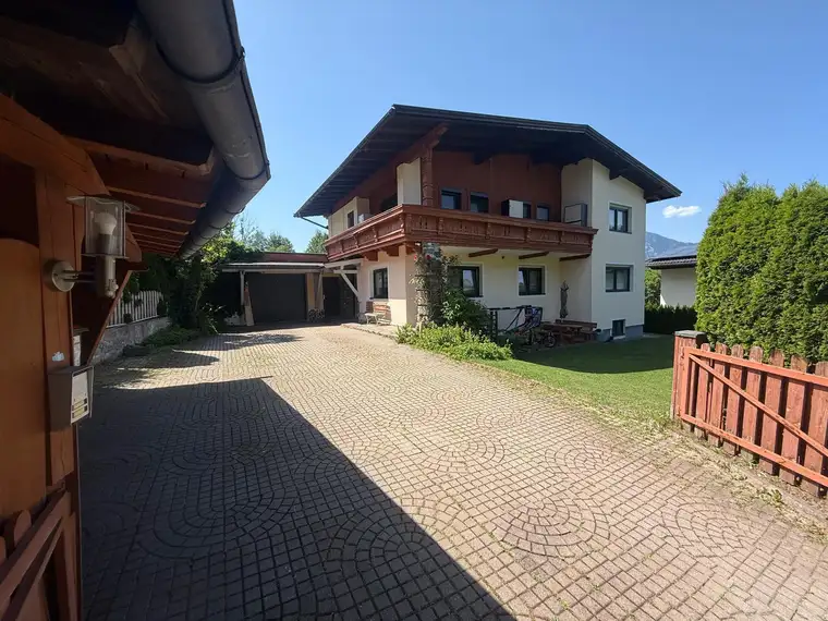 Traumhaus in ruhiger Lage mit Garten, Terrasse &amp; Kamin