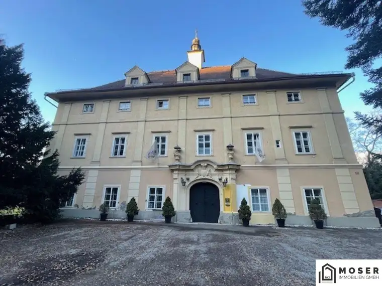 +++Historisches Schloss mit einem ca. 2 ha großen Garten in Judenburg - Ein Traum für historisch begeisterte Investoren+++