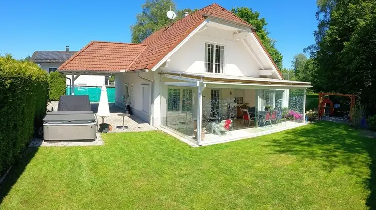 Modernes Einfamilienhaus provisionsfrei, mit Wintergarten, Whirlpool und großem Garten zentrumsnah in Sackgasse