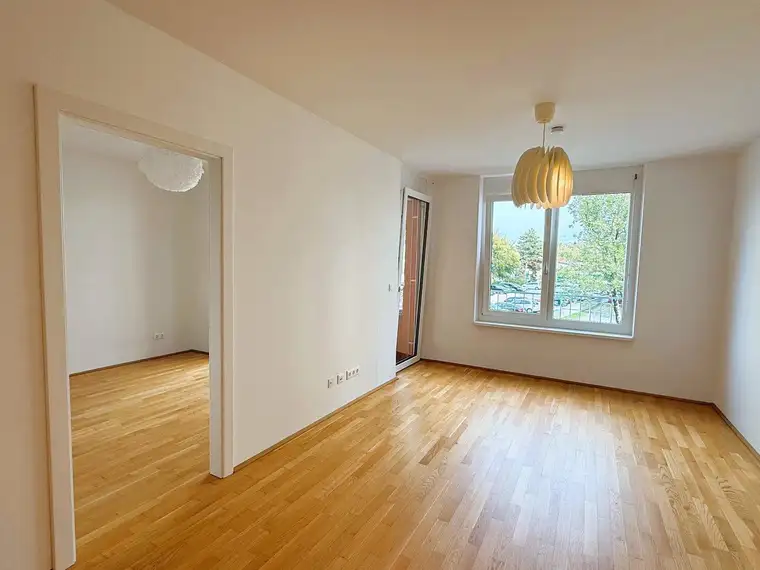 Moderne 2-Zimmer-Wohnung: Helle Räume, tolle Loggia &amp; Top-Aufteilung - ab 01.11!