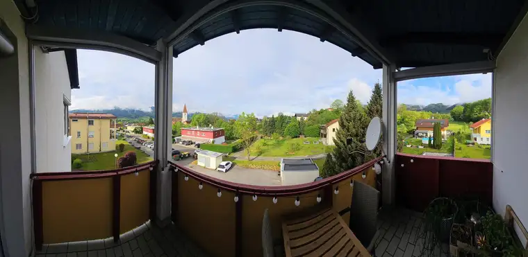 Traumhafte 3,5-Zimmer-Wohnung am Waldrand