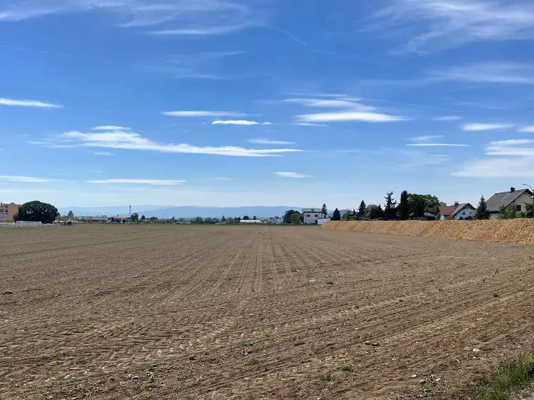 Gewerbegrundstück Graz-Liebenau - 8.000 m² - 15.000 m² flexibel teilbar - Bebauungsplan - Kauf oder Baurecht