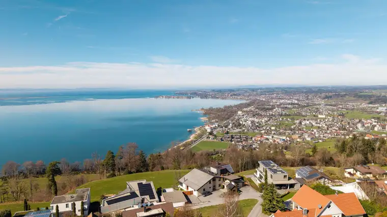 Panoramawohnen in Bestlage: Wohnung am Pfänderhang mit unverbaubarem See- und Bergblick