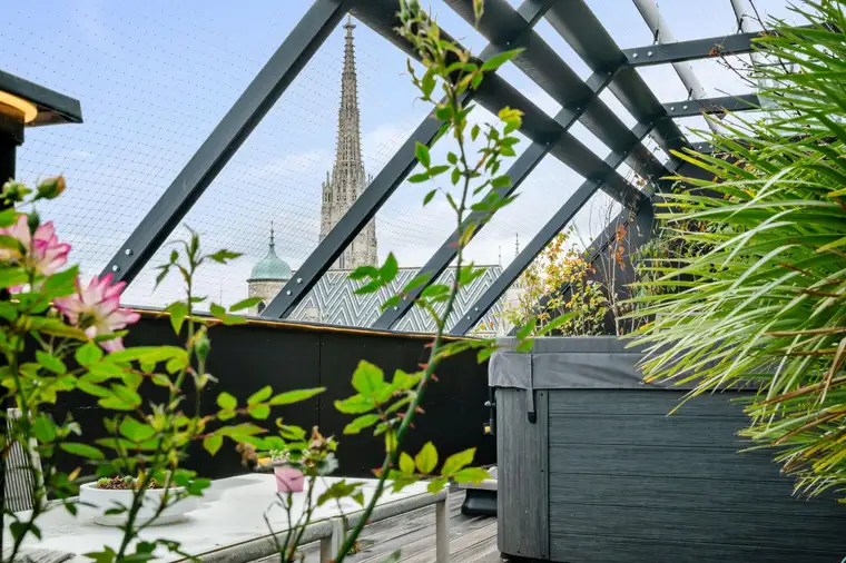 Penthouse mit Stephansdom-Blick über den Dächern Wiens