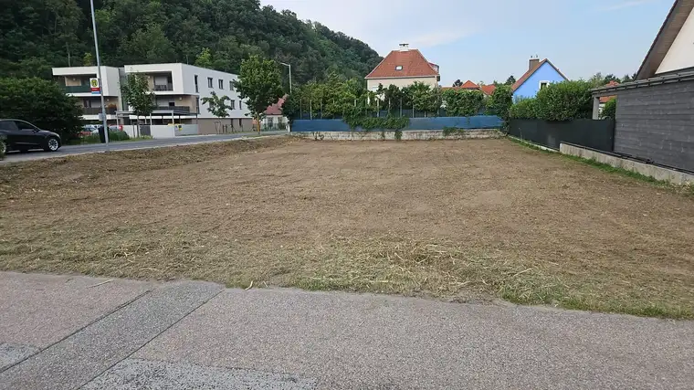 St.Pölten-Viehofen, schönes, ebenes Baugrundstück 781 m², Wohngegend (Einfamilienhäuser), provisionsfreier Privatverkauf, 280.000,00