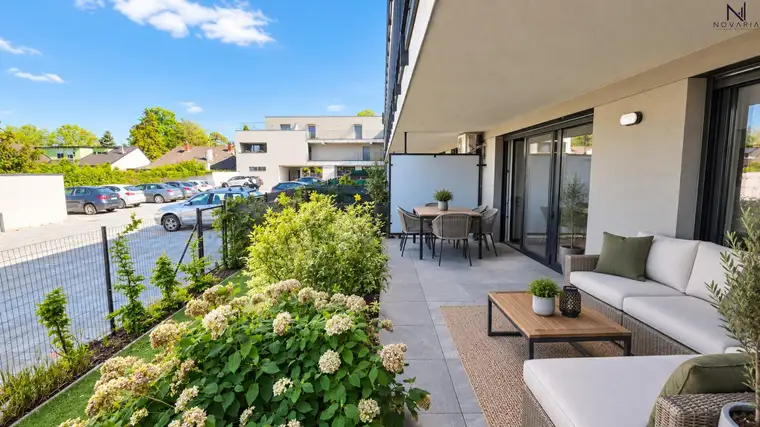 Neuwertige 4-Zimmer-Gartenwohnung mit großer Loggia &amp; Stellplatz