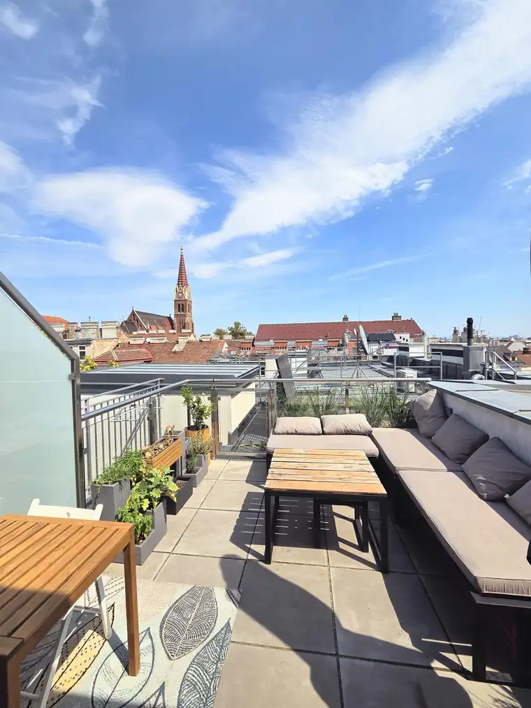 Weitblick über Wien, 103 m² auf zwei Ebenen, eigene Dachterrasse - PROVISIONSFREI