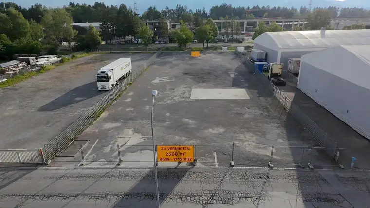 Industriegrundstück BB-II 2.337m² mit Waschplatz und Ölabscheider (Pacht/Baurecht)