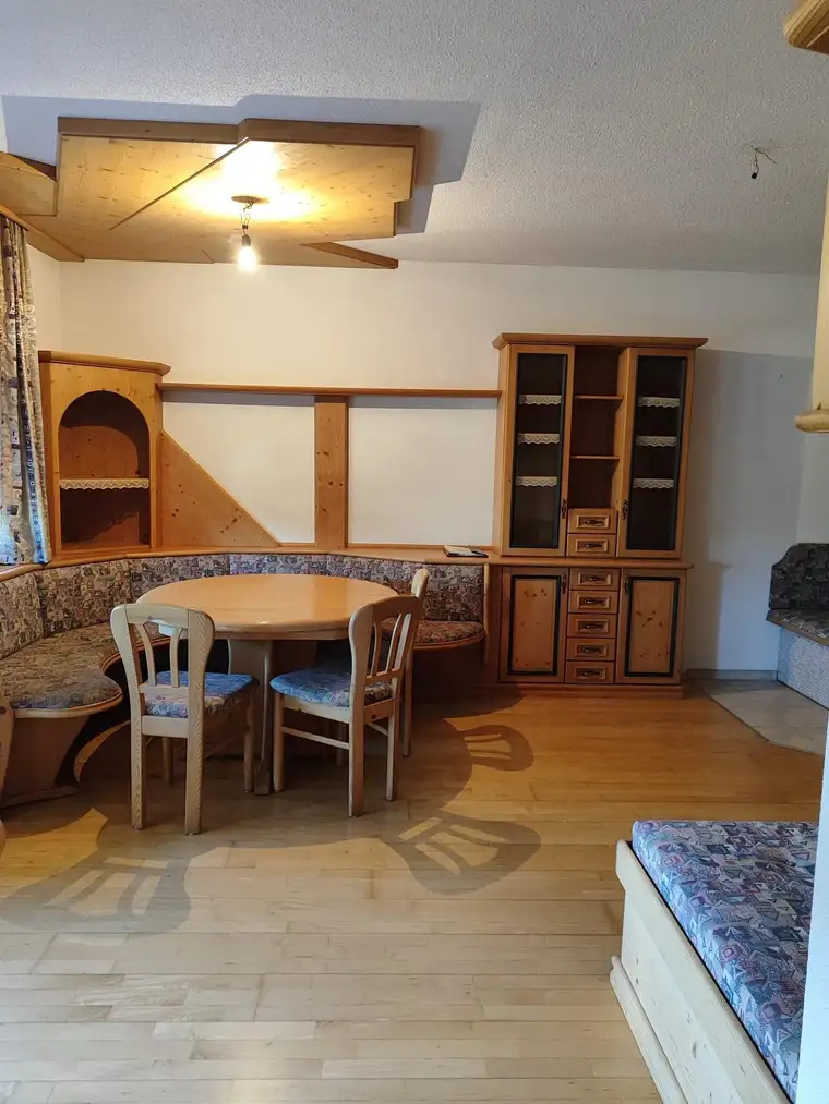 Geräumige 4-Zimmer-Wohnung 98m² mit Balkon