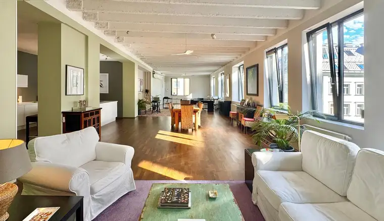 Lichtdurchflutetes 185-m²-Loft in 1070 Wien - möbliert, für Wohnen oder Büro
