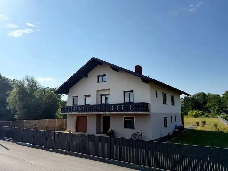 Großzügige 3-Zimmer-Haushälfte mit ca. 1.000 m² Garten