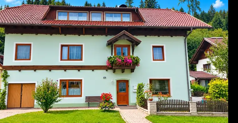 Mehrfamilienhaus mit 280 m² in bester zentraler, sonniger und ruhiger Lage in Weißbriach Weißbriach 
