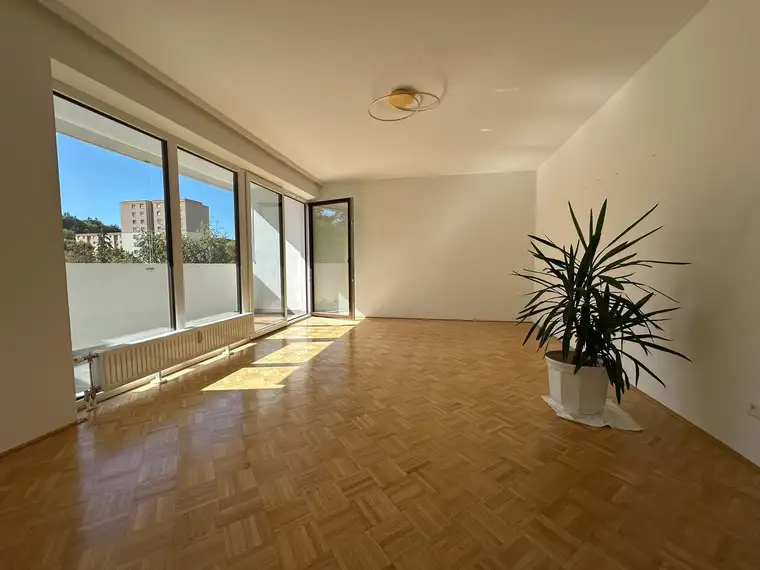 Neuwertige 80m2 Wohnung in Graz Ragnitz