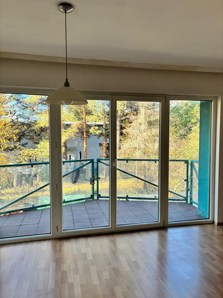 Wohnung 70m² mit Balkon in absoluter Grünruhelage!