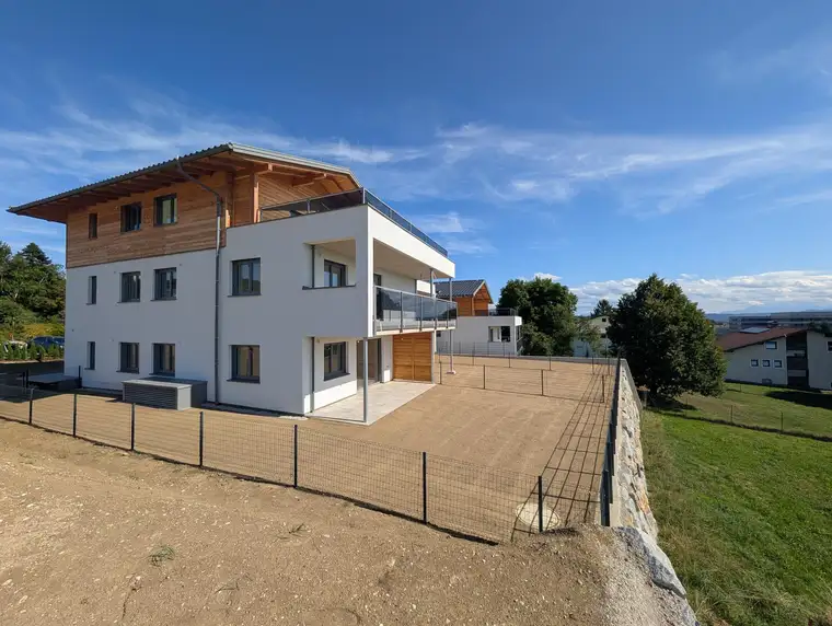 Hochwertige 3-Zimmer-Neubauwohnung mit Bergblick in Eggelsberg zu vermieten