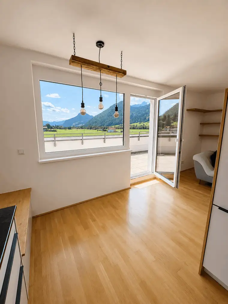 Exklusive Dachterrassenwohnung mit Südterrasse, Balkon und Tiefgarage | Erstbezug 2018 | Erpfendorf