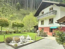 Großzügiges Haus in Ebene Reichenau – ideal für Familie, Hobby &amp; Homeoffice