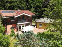Top Einfamilienhaus mit separatem Bungalow und großem Garten