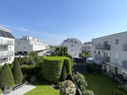#2331 Vösendorf Hofseitig Wohnung, in charmantem 6 Parteien Haus mit Sanierungspotenzial