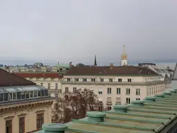 4 Zimmer Dachgeschoßwohnung im Opernringgebäude