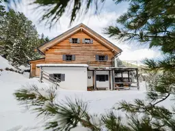 Exquisites Wohnen in den Bergen: Alpine Doppelhaushälfte mit Panoramablick