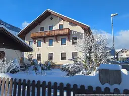 Wohnhaus- ehemaliges Bauernhaus