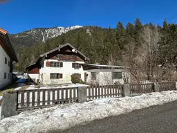 Vielseitig nutzbares Grundstück mit Altbestand