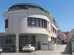 Geschäfts- Büro- und Wohnhaus