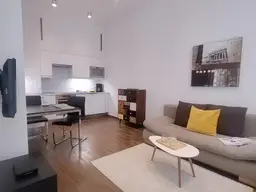 Heart of Vienna: Short Term Rental with Terrace in Historic Viennese Building