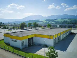 Vielseitige Gewerbeimmobilie mit Parkplätzen für Ihre Geschäftsidee in Wörgl