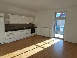 helle, freundliche Wohnung / 3 Monate mietfrei