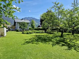 Sonniges Grundstück mit 594m² zu verkaufen