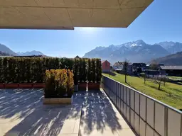 Großzügige Ferienwohnung mit Ausblick zu verkaufen