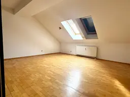 2-Zimmer-Dachgeschoss Wohnung