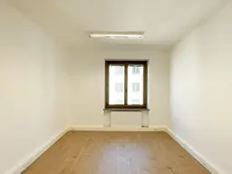3 Zimmer Bürofläche mit Innenhofbalkon in 1010 Wien zu vermieten