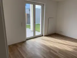 2 Zimmer mit großer Terrasse und sehr großem Garten inkl. Einbauküche im Tullnerfeld