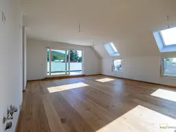 *DACHGESCHOSS* Traumhafte 5-Zimmer Wohnung mit Terrasse!