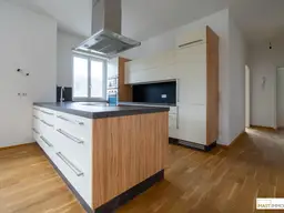 Wunderschöne 4 Zimmer Wohnung mit ca. 20 m² große Außenfläche in der Hinterbrühl - 1.599,-- €