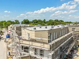 *Sommer 2025* Einzigartigen Dachgeschosswohnung mit rund 50 qm Dachterrasse/Gründach mit uneingeschränktem Blick auf den See!