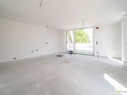 *Sommer 2025* Provisionsfreie 3-Zimmer Wohnung. mit unglaublicher Terrasse und Dachterrasse!