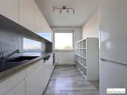 Optimal aufgeteilte 3 - Zimmer WOHNUNG mit Balkon/Loggia inkl. Heizung/Warmwasser in Zistersdorf