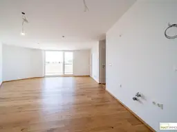*Sommer 2025* Dachgeschosswohnung mit rund 83 qm Freifläche und direktem Seeblick!