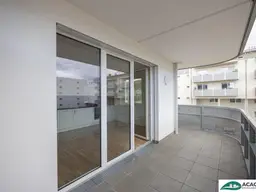 3-Zimmer Wohnung mit Tageslicht-Bad und Eck-Balkon zum Wohlfühlen! Leben im Grünen, aber nahe der Stadt! Tiefgaragenplatz optional verfügbar!