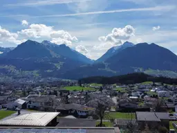 perfekt gelegenes Grundstück mit traumhaftem Bergpanorama