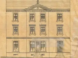 traditionelles Wohn-Geschäftshaus 