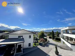 SULZ – SULNERBERG: Exklusiv saniertes Architektenhaus mit traumhaftem Panoramablick!