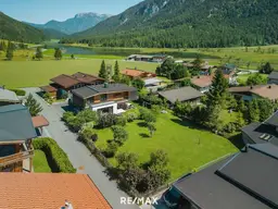 Designvilla in Ruhelage – Architektenkunst im Pillerseetal