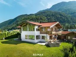 Sonniges Alpenjuwel – Großzügiges Landhaus mit Einliegerwohnung