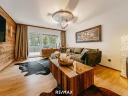 Stilvoll möblierte 3-Zimmer Wohnung mit Tiefgaragenstellplatz