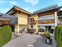 Zwei Wohneinheiten, ein Zuhause – vielseitiges Haus für Familie und Generationen